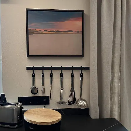 Apartment Life 9 *